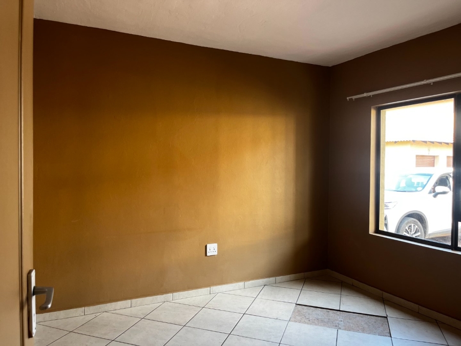 2 Bedroom Property for Sale in Brits North West